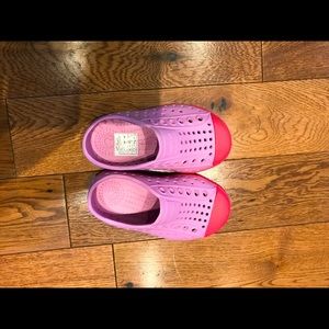 Toddler girls native shoes